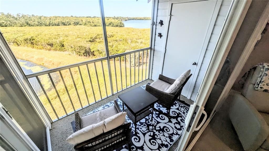 For Rent: $4,300 (2 beds, 2 baths, 1096 Square Feet)