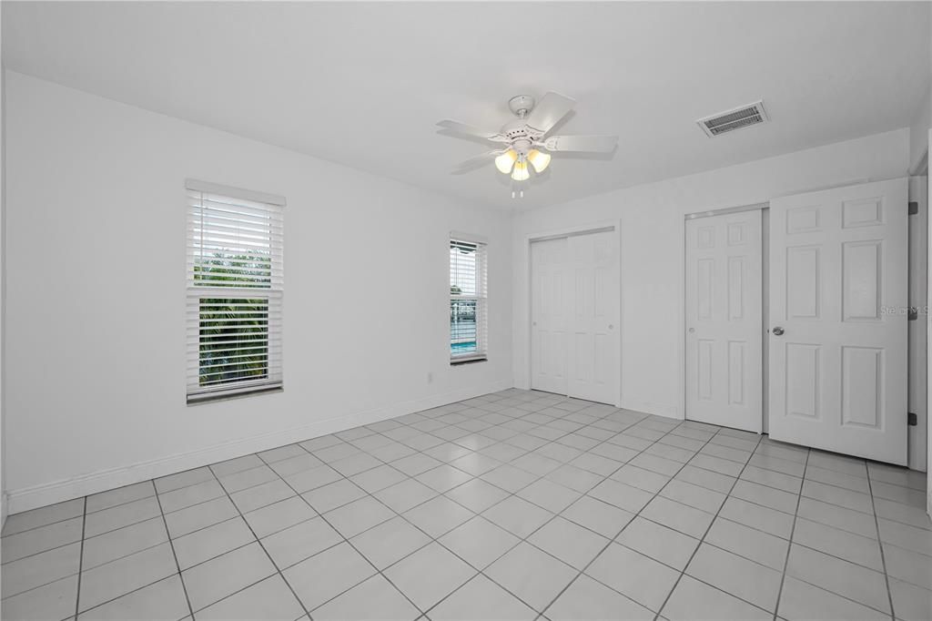 For Sale: $549,000 (2 beds, 2 baths, 1514 Square Feet)