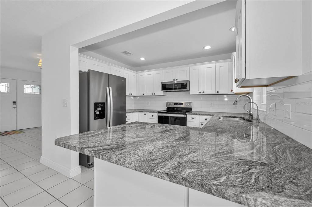 For Sale: $549,000 (2 beds, 2 baths, 1514 Square Feet)