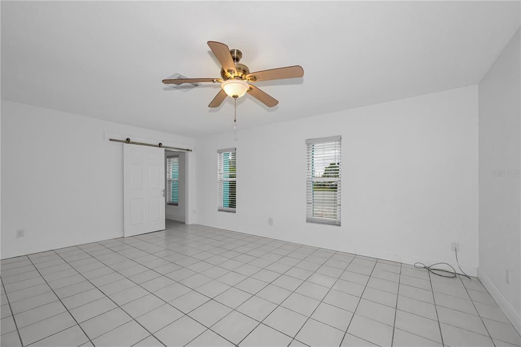 For Sale: $549,000 (2 beds, 2 baths, 1514 Square Feet)