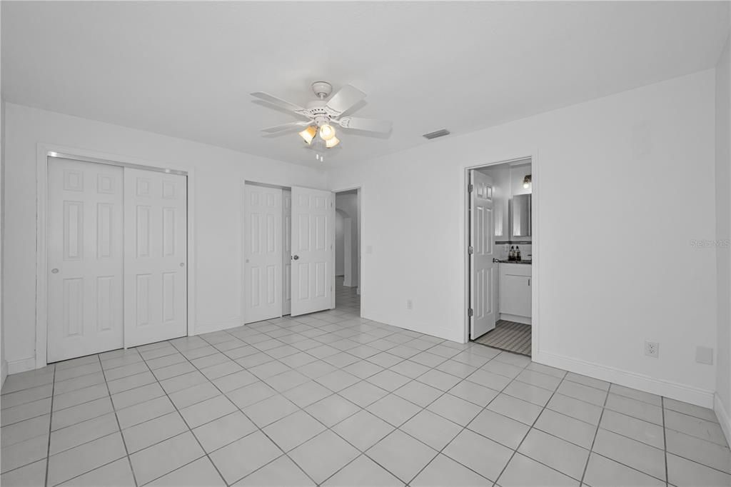 For Sale: $549,000 (2 beds, 2 baths, 1514 Square Feet)