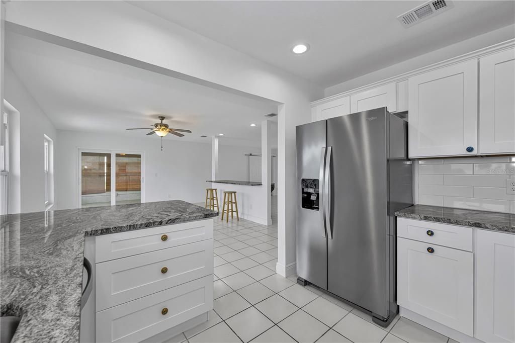 For Sale: $549,000 (2 beds, 2 baths, 1514 Square Feet)