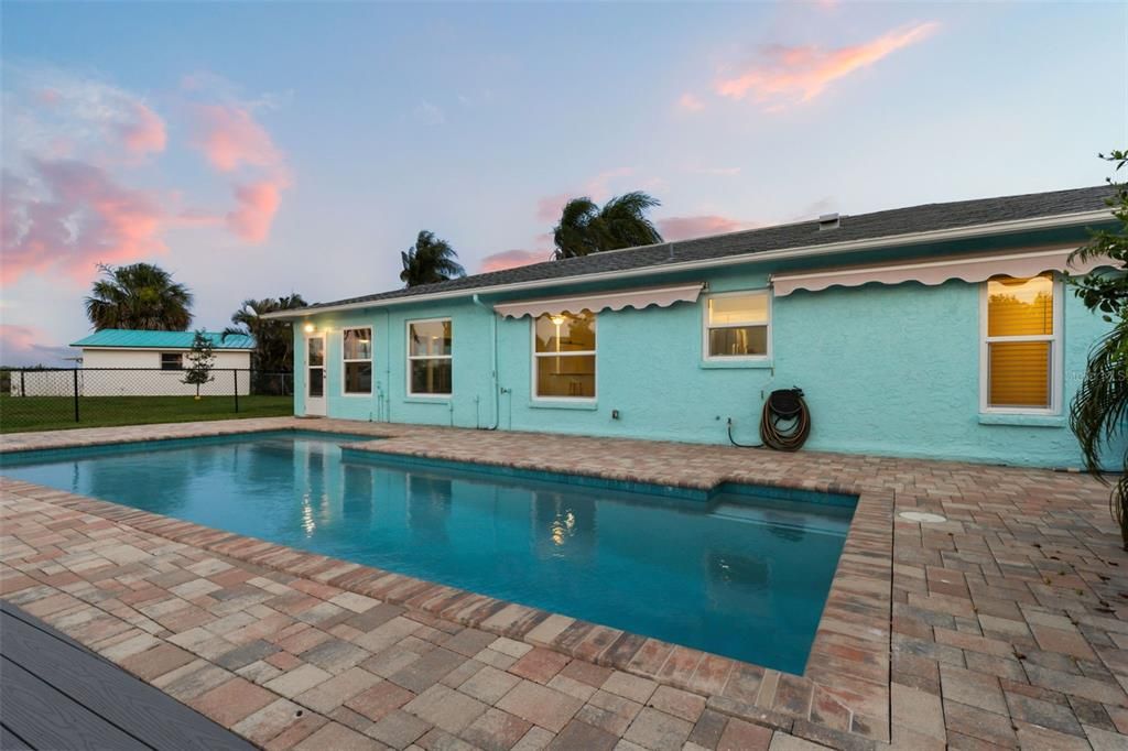 For Sale: $549,000 (2 beds, 2 baths, 1514 Square Feet)