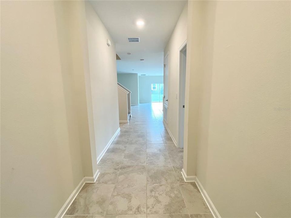 For Rent: $3,099 (5 beds, 4 baths, 3193 Square Feet)