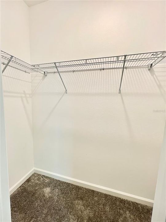For Rent: $3,099 (5 beds, 4 baths, 3193 Square Feet)
