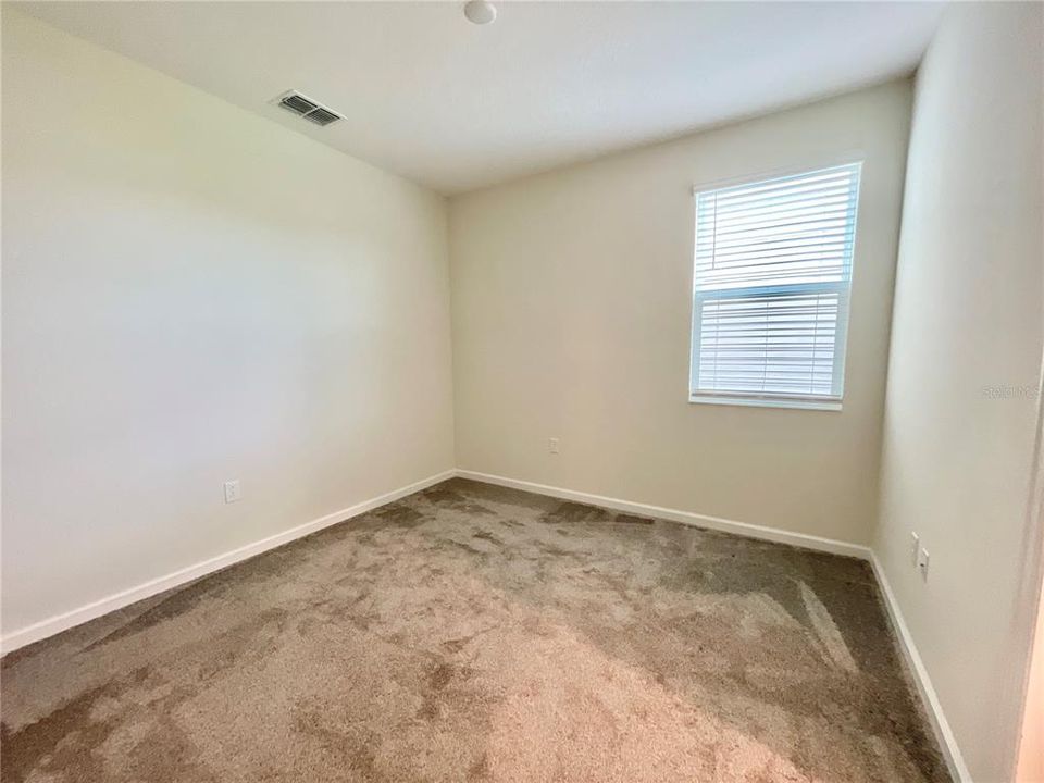 For Rent: $3,099 (5 beds, 4 baths, 3193 Square Feet)