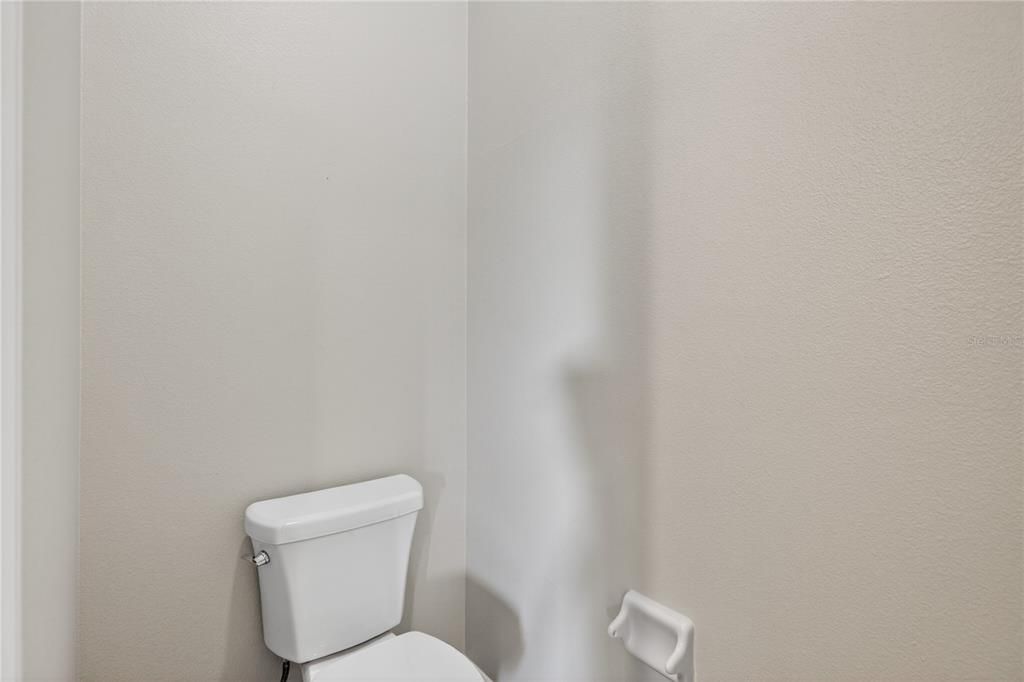 For Sale: $334,900 (2 beds, 2 baths, 1749 Square Feet)