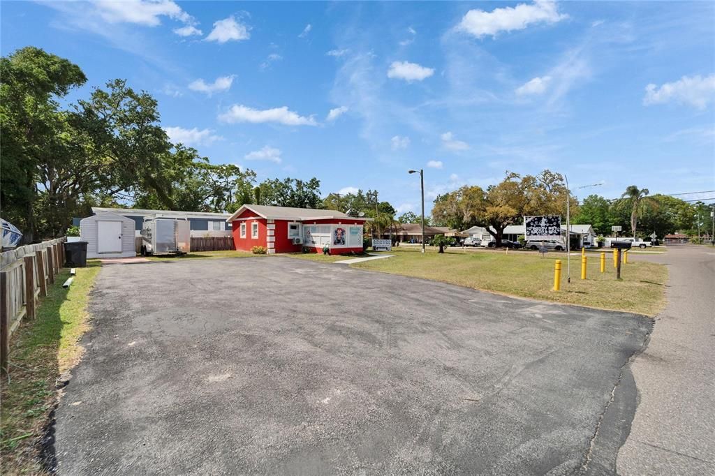 En Venta: $850,000 (0 camas, 0 baños, 1842 Pies cuadrados)