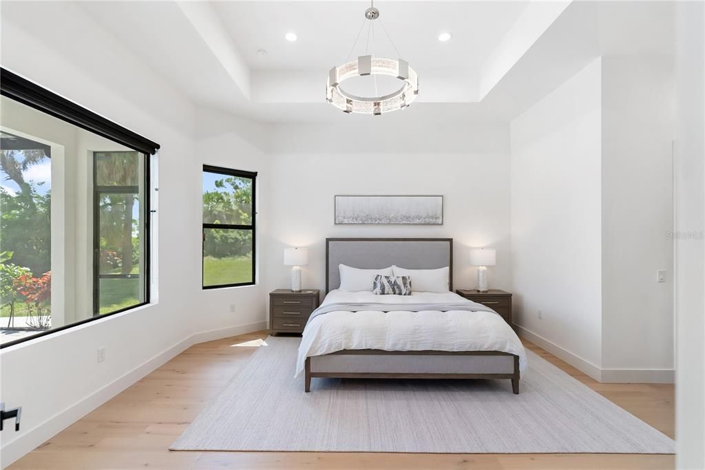 En Venta: $1,350,000 (3 camas, 3 baños, 2245 Pies cuadrados)