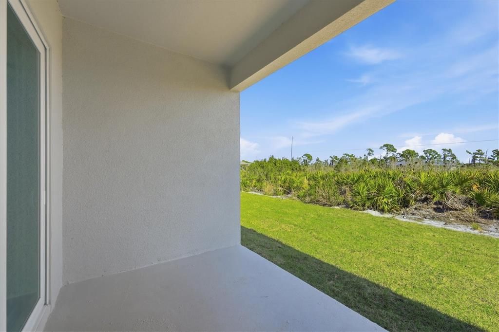 Activo con contrato: $325,000 (4 camas, 2 baños, 1855 Pies cuadrados)