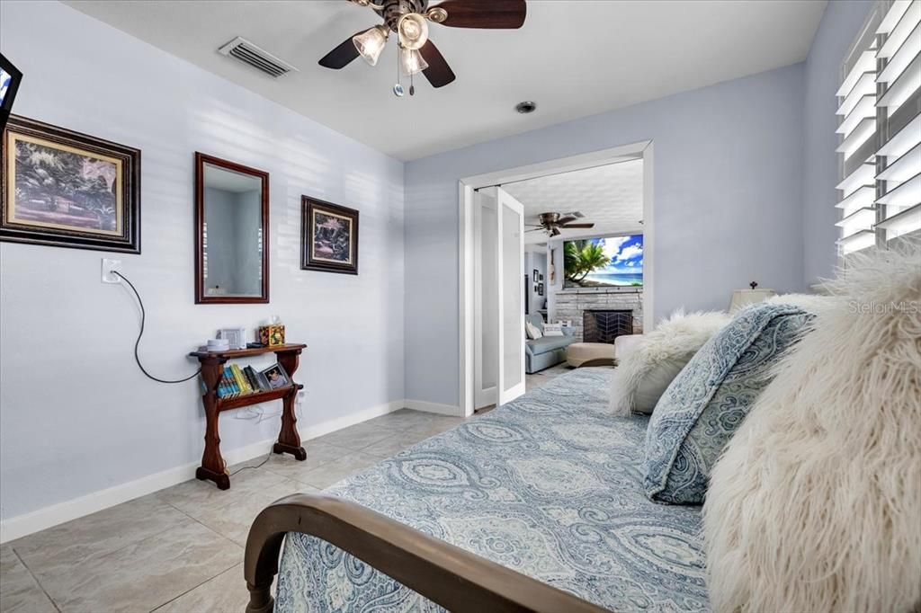 Active With Contract: $549,000 (3 beds, 2 baths, 1612 Square Feet)
