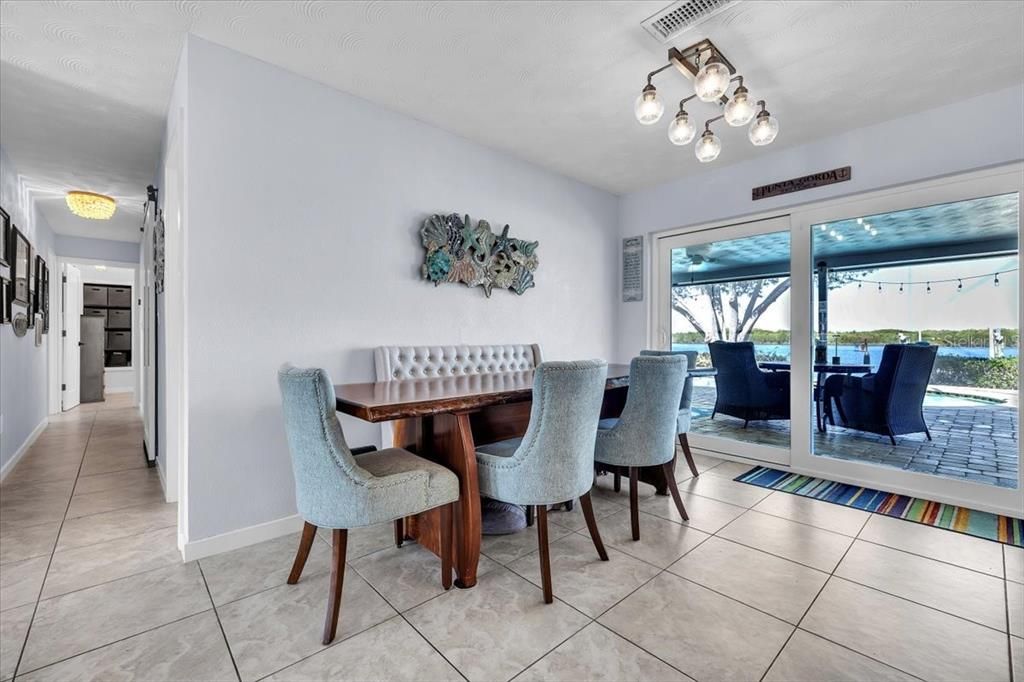 Active With Contract: $549,000 (3 beds, 2 baths, 1612 Square Feet)