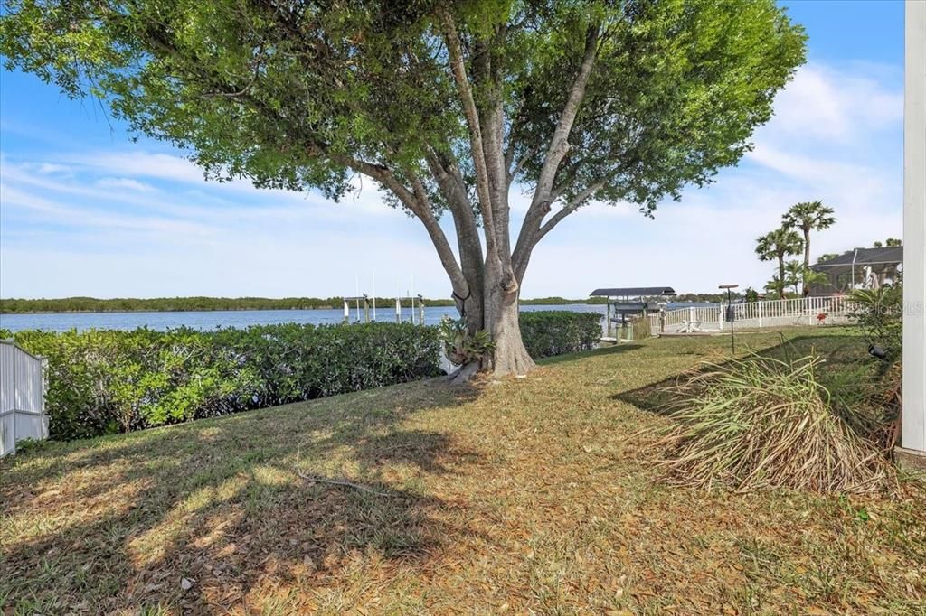 Active With Contract: $549,000 (3 beds, 2 baths, 1612 Square Feet)