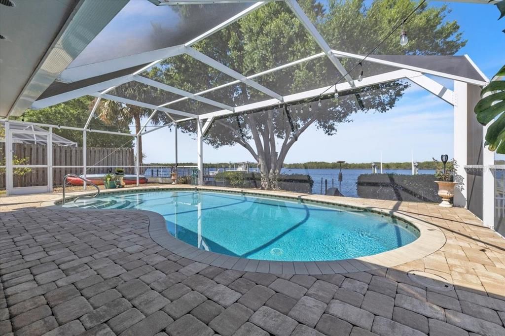 Active With Contract: $549,000 (3 beds, 2 baths, 1612 Square Feet)