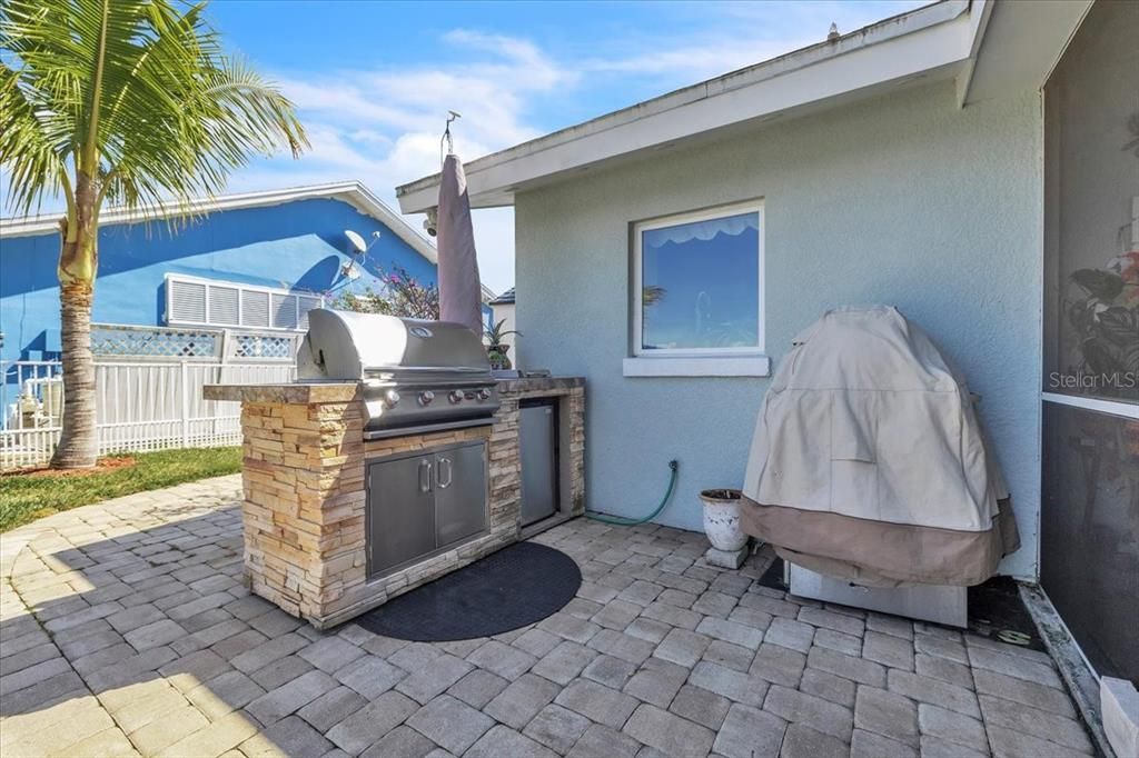 Active With Contract: $549,000 (3 beds, 2 baths, 1612 Square Feet)