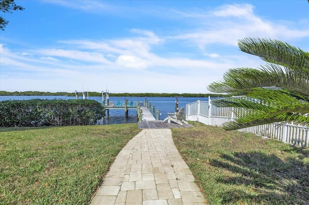 Active With Contract: $549,000 (3 beds, 2 baths, 1612 Square Feet)