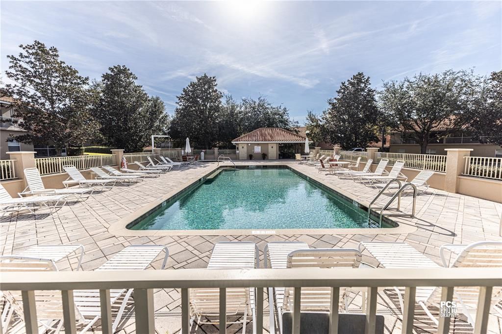 For Rent: $1,800 (3 beds, 2 baths, 1402 Square Feet)
