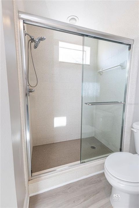 For Rent: $1,800 (3 beds, 2 baths, 1402 Square Feet)