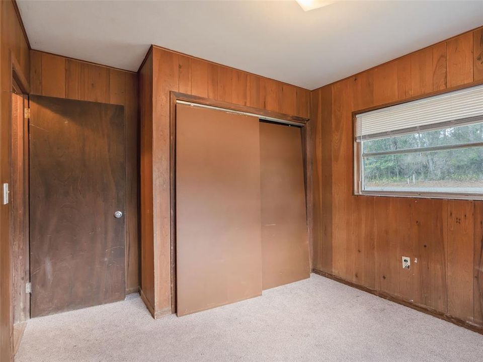 На продажу: $219,900 (2 спален, 1 ванн, 768 Квадратных фут)