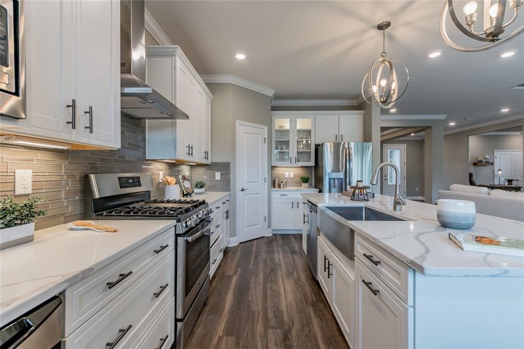 For Sale: $900,685 (4 beds, 3 baths, 2508 Square Feet)