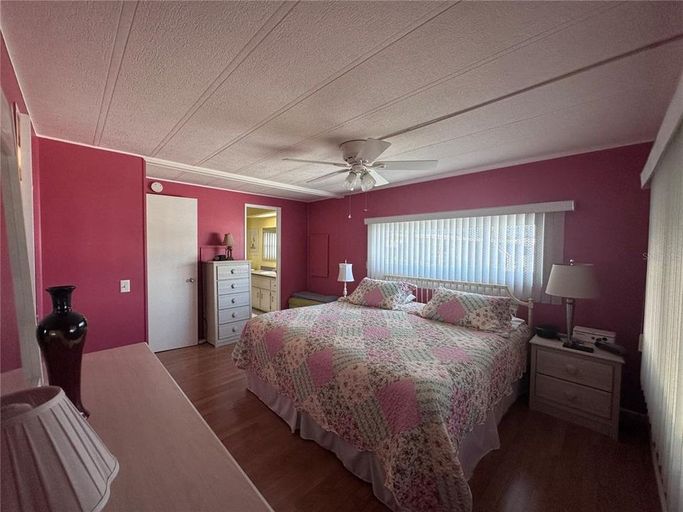 Activo con contrato: $149,900 (2 camas, 2 baños, 1200 Pies cuadrados)