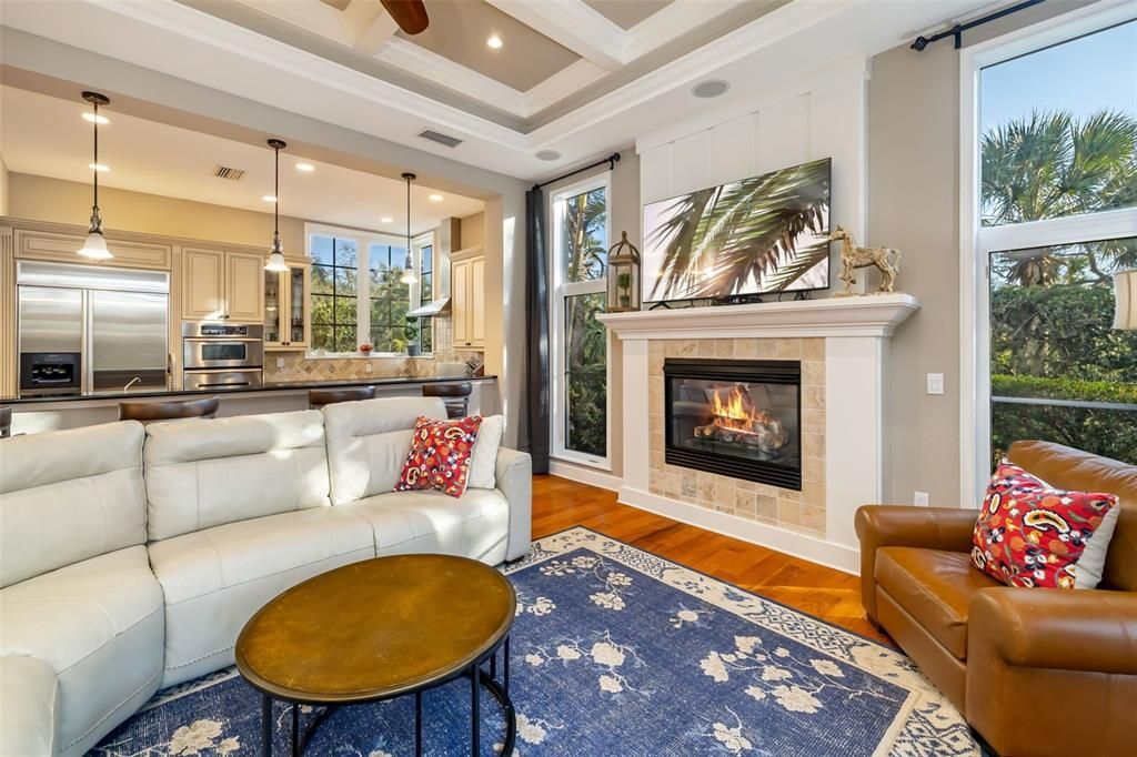 Под контрактом: $995,000 (3 спален, 3 ванн, 3240 Квадратных фут)