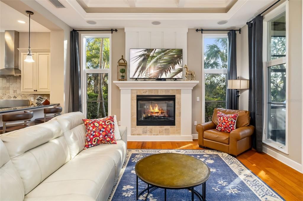 Под контрактом: $995,000 (3 спален, 3 ванн, 3240 Квадратных фут)