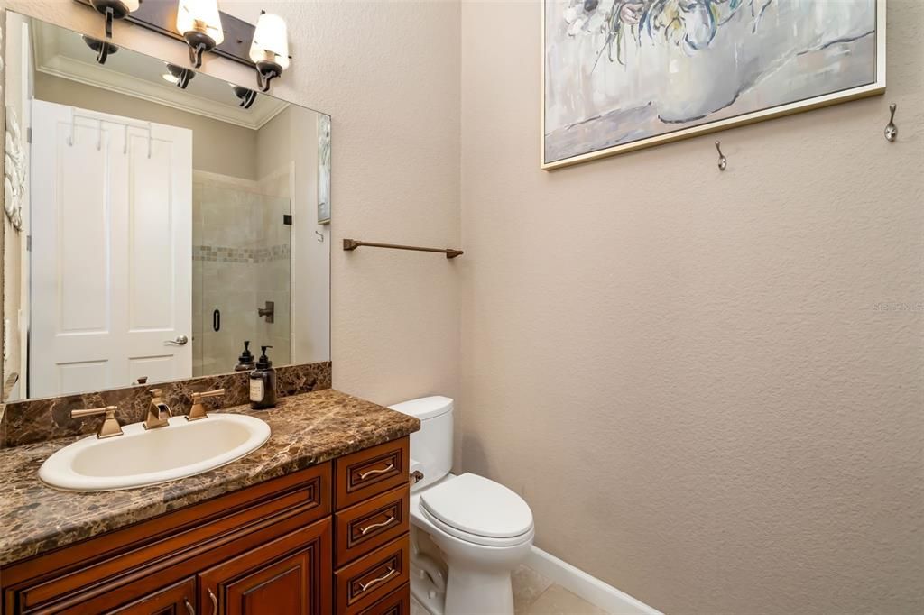 Под контрактом: $995,000 (3 спален, 3 ванн, 3240 Квадратных фут)