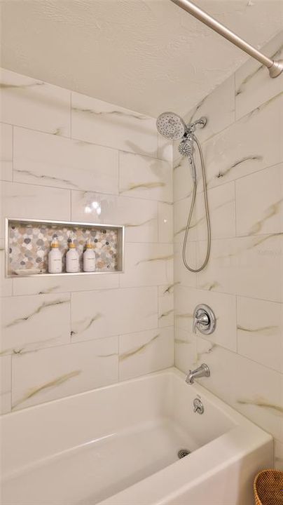 Activo con contrato: $545,000 (2 camas, 2 baños, 1200 Pies cuadrados)