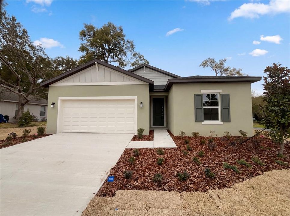 Active With Contract: $286,000 (4 beds, 3 baths, 1933 Square Feet)