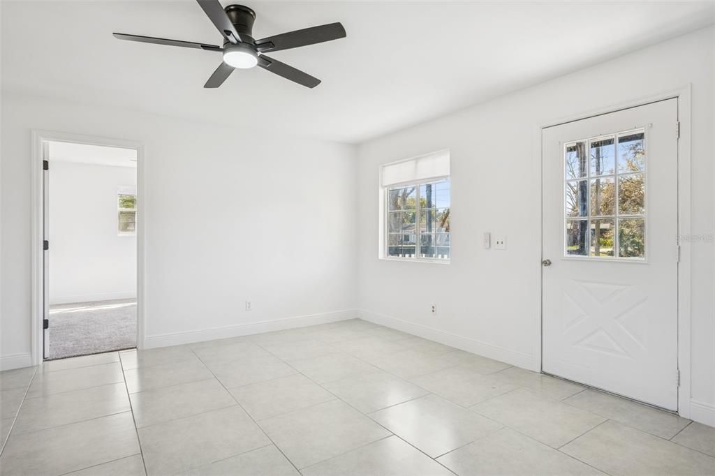 Activo con contrato: $315,000 (3 camas, 2 baños, 1152 Pies cuadrados)