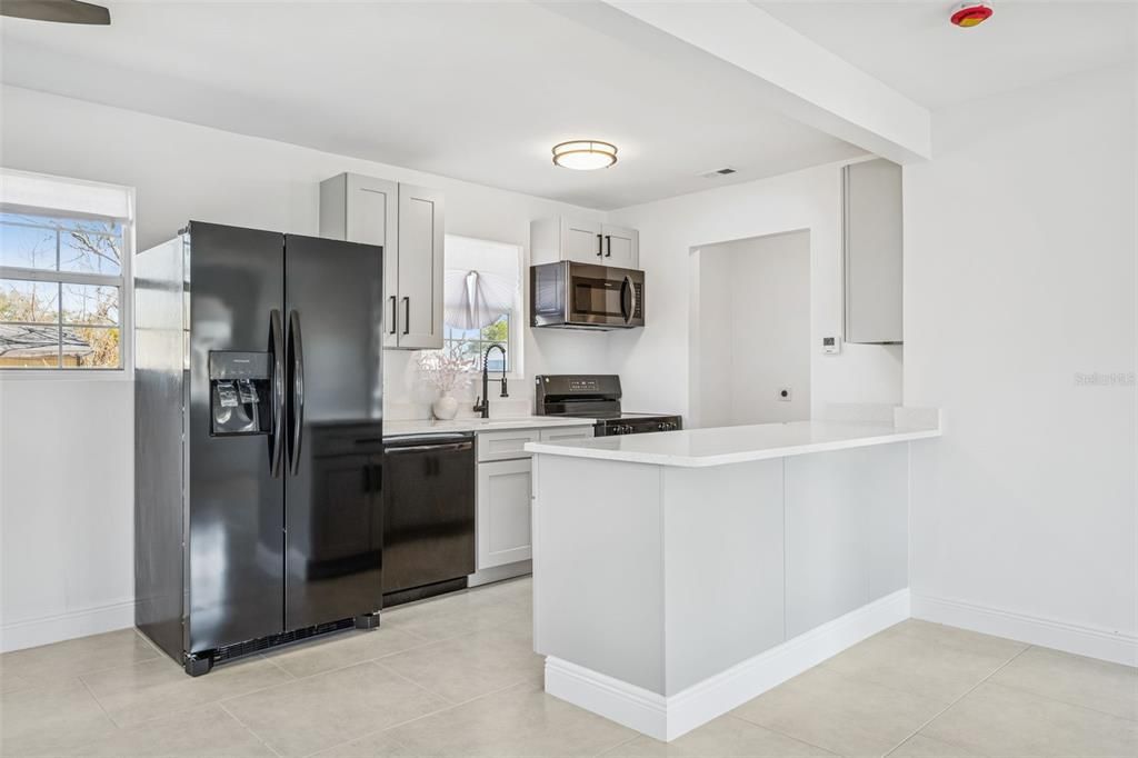 Activo con contrato: $315,000 (3 camas, 2 baños, 1152 Pies cuadrados)