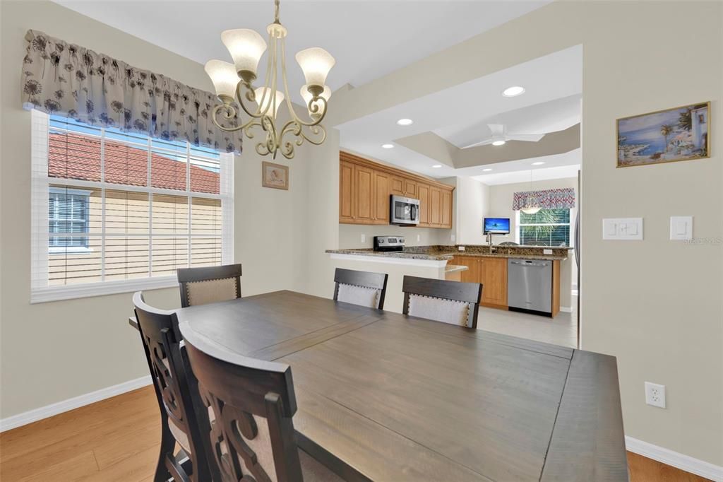 Active With Contract: $299,000 (2 beds, 2 baths, 1605 Square Feet)