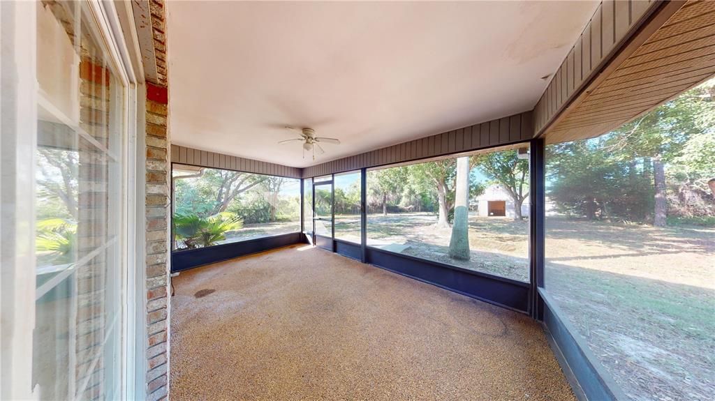 Active With Contract: $1,925 (3 beds, 2 baths, 1149 Square Feet)