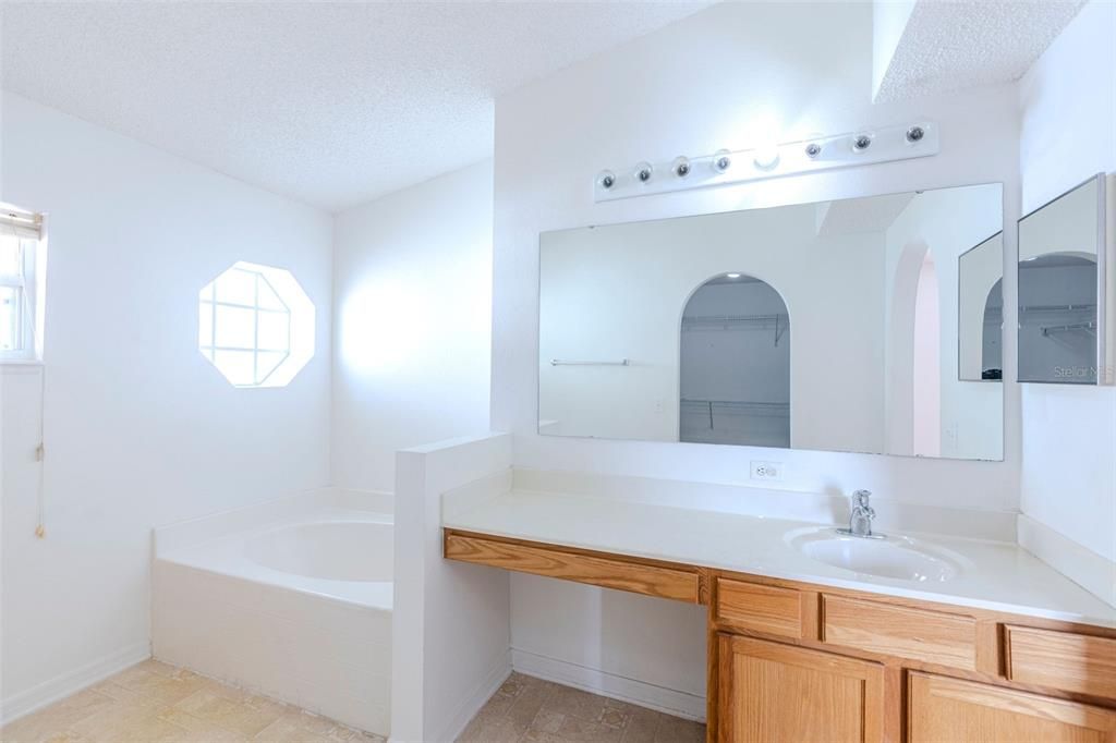 Active With Contract: $334,000 (4 beds, 2 baths, 1874 Square Feet)