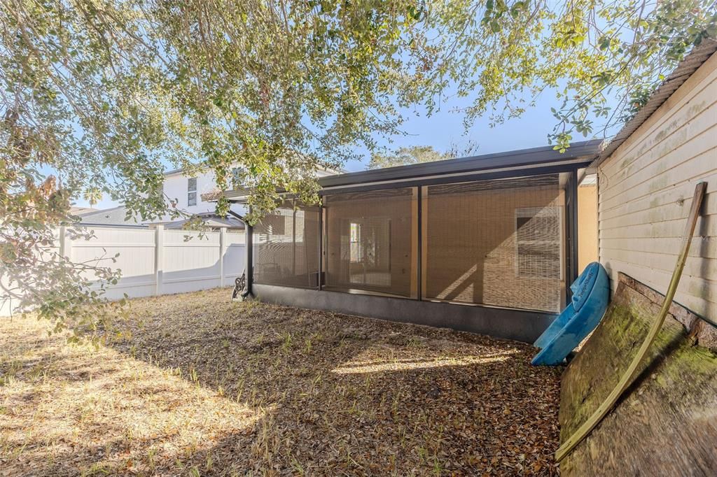 Active With Contract: $334,000 (4 beds, 2 baths, 1874 Square Feet)