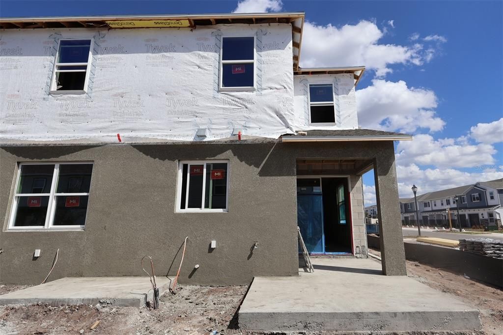 Active With Contract: $479,990 (3 beds, 2 baths, 1729 Square Feet)