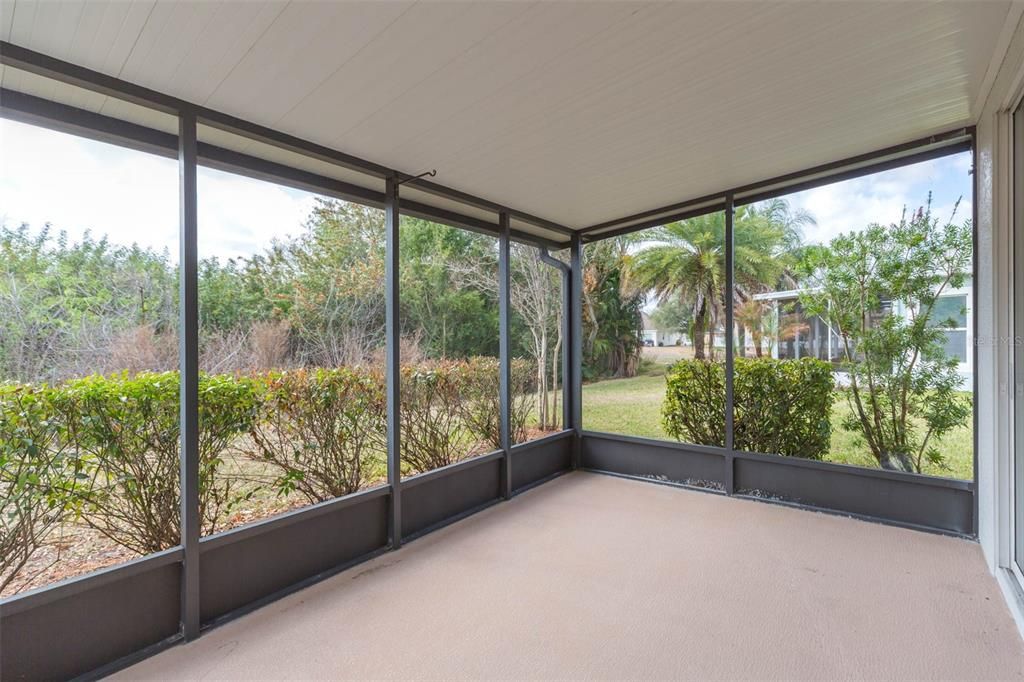 Active With Contract: $280,000 (3 beds, 2 baths, 1581 Square Feet)
