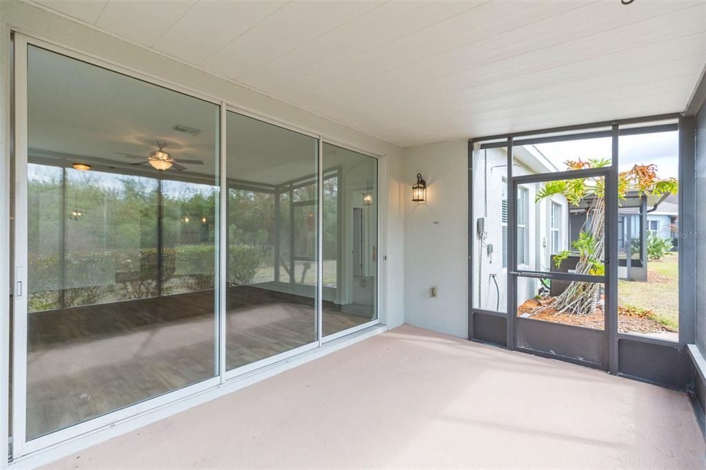 Active With Contract: $280,000 (3 beds, 2 baths, 1581 Square Feet)