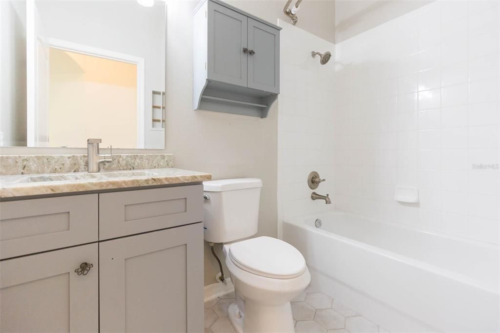 Active With Contract: $280,000 (3 beds, 2 baths, 1581 Square Feet)