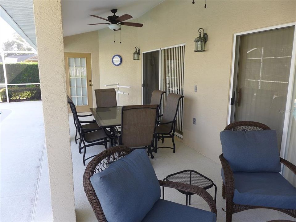 Под контрактом: $349,950 (3 спален, 2 ванн, 1610 Квадратных фут)