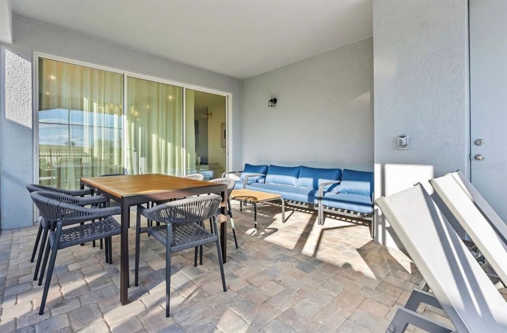En Venta: $1,200,000 (7 camas, 6 baños, 3533 Pies cuadrados)