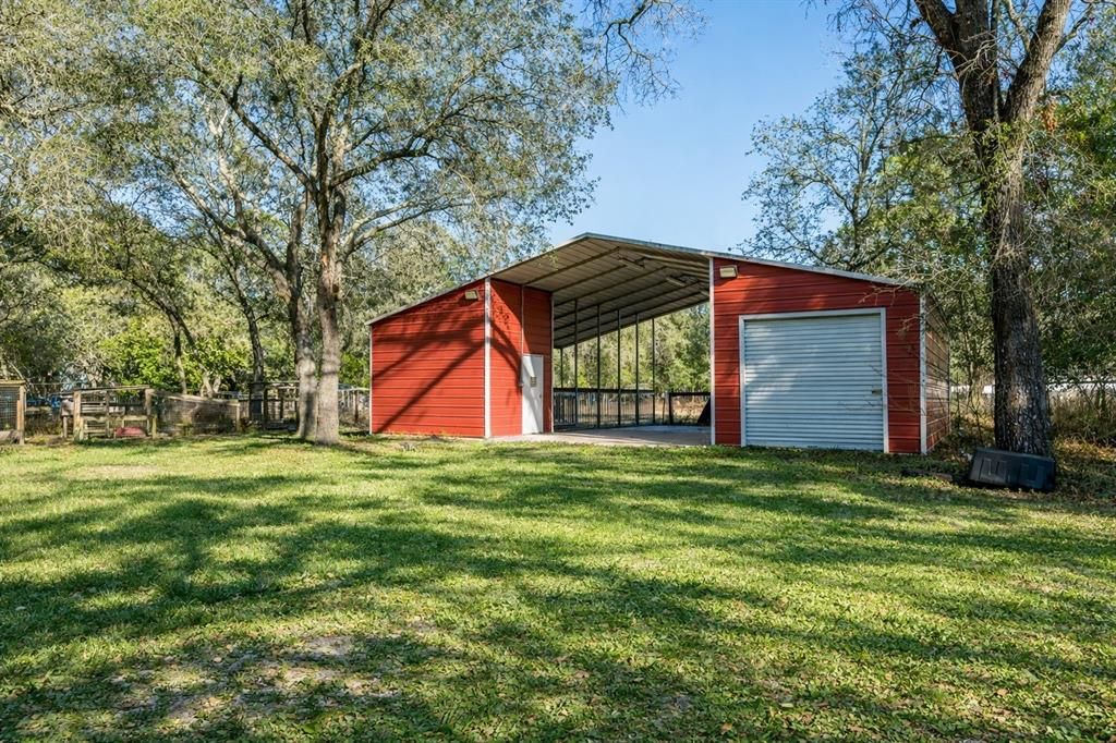 Active With Contract: $449,447 (4 beds, 2 baths, 2052 Square Feet)