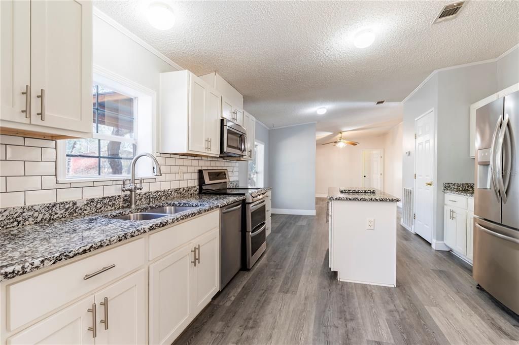 Active With Contract: $449,447 (4 beds, 2 baths, 2052 Square Feet)