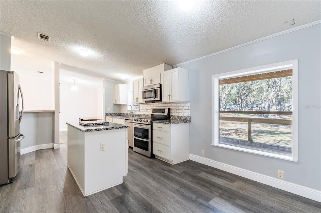 Active With Contract: $449,447 (4 beds, 2 baths, 2052 Square Feet)