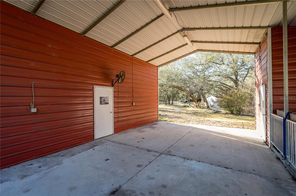 Active With Contract: $449,447 (4 beds, 2 baths, 2052 Square Feet)