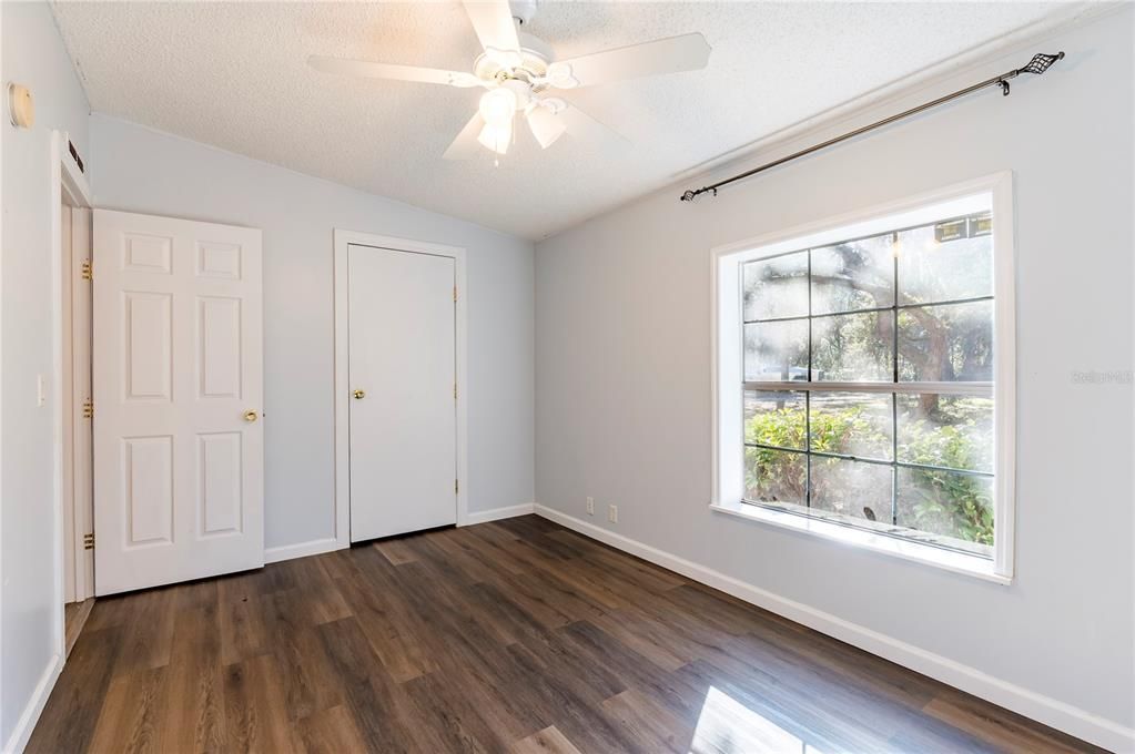 Active With Contract: $449,447 (4 beds, 2 baths, 2052 Square Feet)