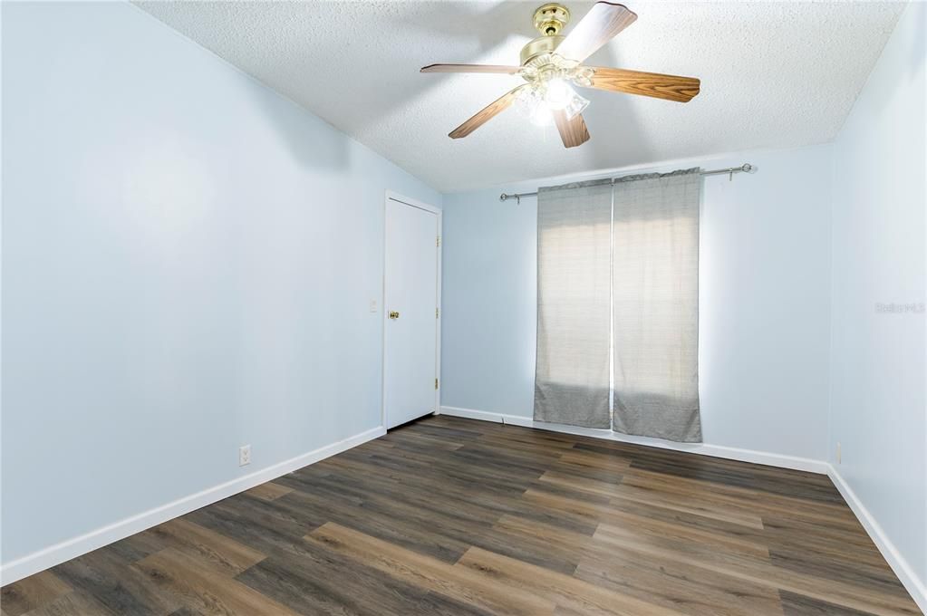 Active With Contract: $449,447 (4 beds, 2 baths, 2052 Square Feet)