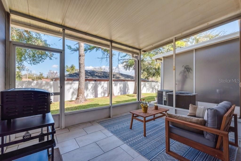 Active With Contract: $297,500 (3 beds, 2 baths, 1625 Square Feet)