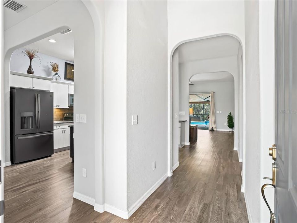 На продажу: $539,000 (3 спален, 2 ванн, 1807 Квадратных фут)